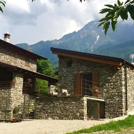 Tenuta Pozzi Chalet Colico